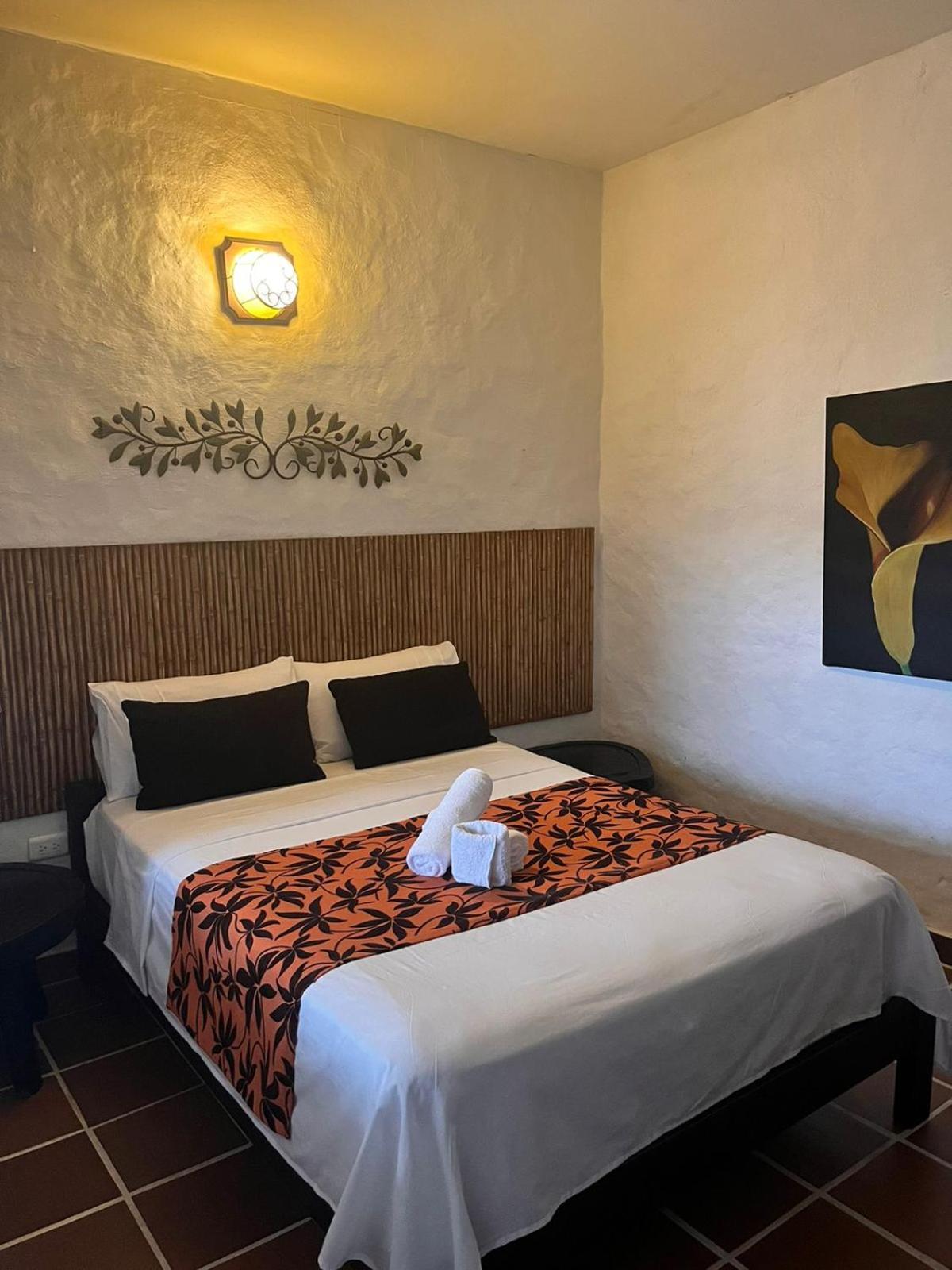 Hotel Casa Oliveros 里韦拉 外观 照片
